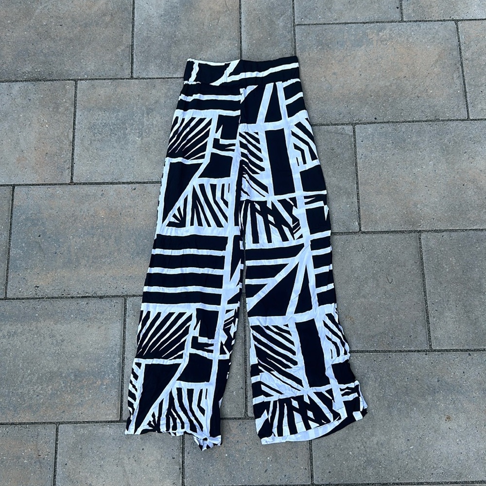 Two peice matching patterned set